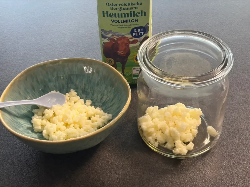 Kefirknollen in sauberem Glas